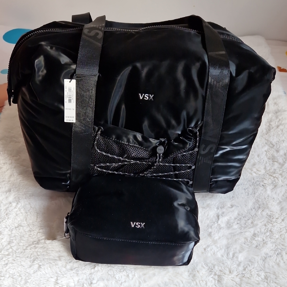 Victoria Secret Large Weekend Bag With Matching Pouch.